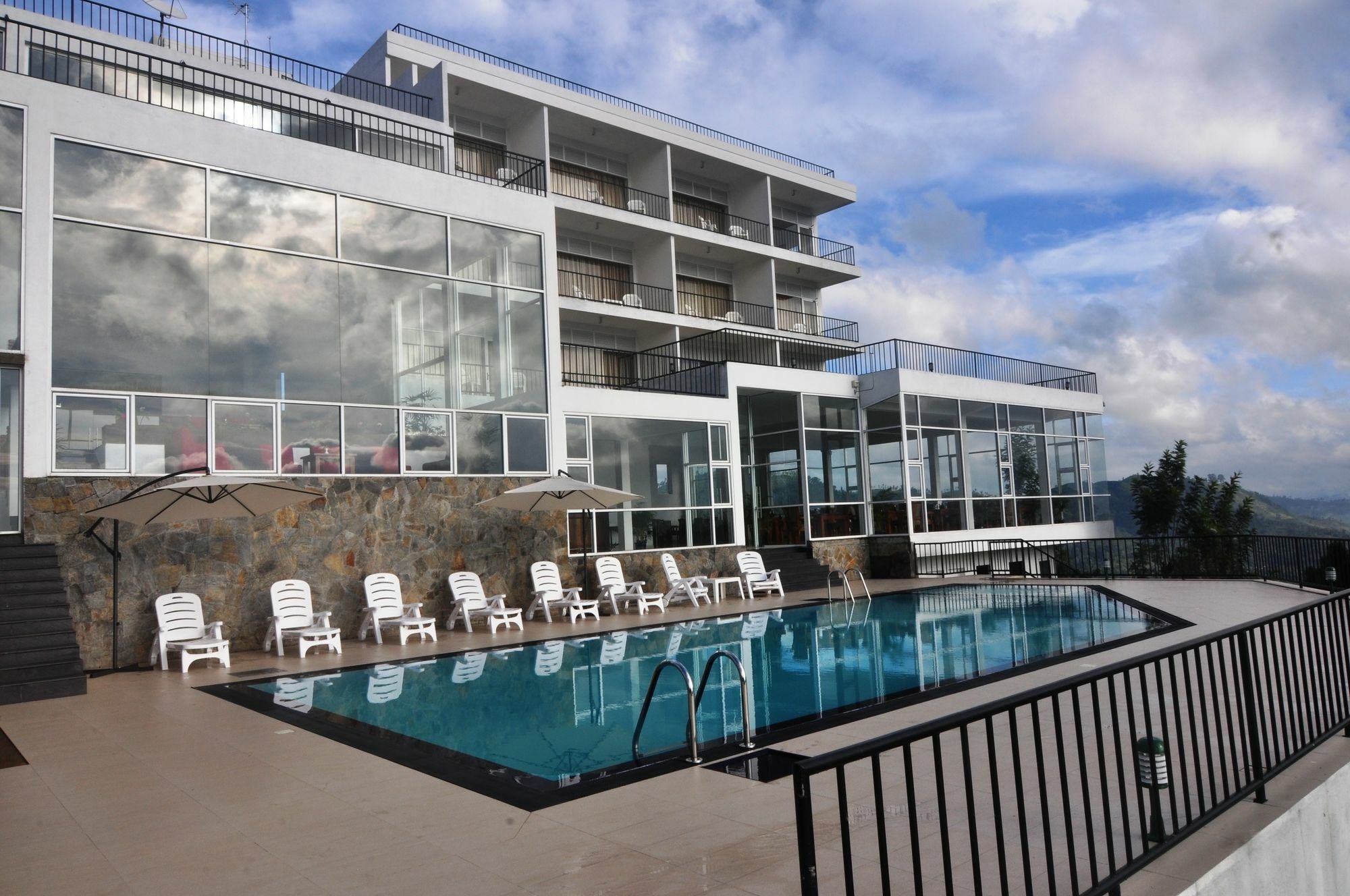 Heaven'S Edge By Ehi Hotel Ella Bagian luar foto